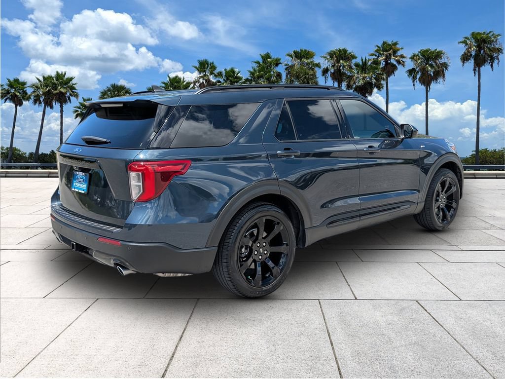Certified 2024 Ford Explorer ST-Line w/ Class IV Trailer Tow Package RWD image 7