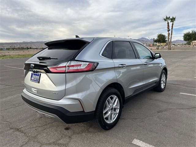 Certified 2023 Ford Edge SEL image 3