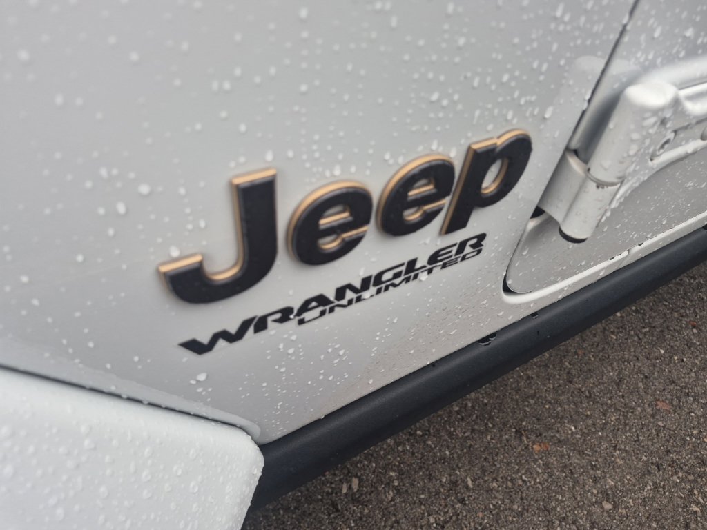 Used 2021 Jeep Wrangler Unlimited Rubicon w/ Trailer Tow Package AWD/4WD image 9