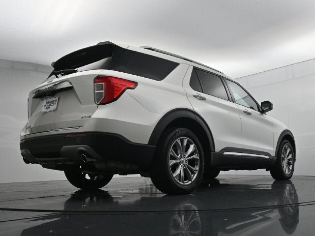 Certified 2023 Ford Explorer Limited w/ Limited Technology Package AWD/4WD image 41