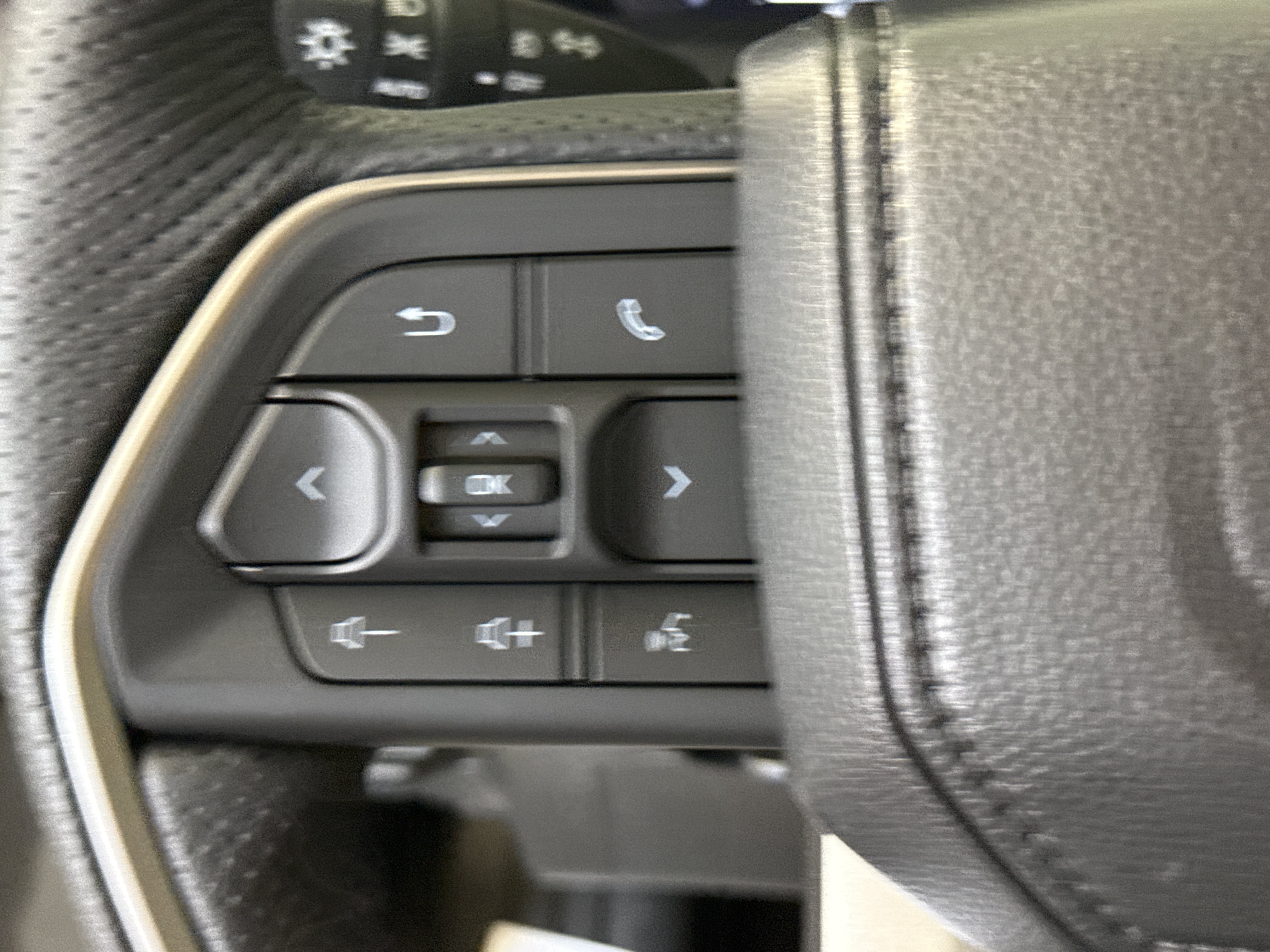 Used 2025 Toyota Tacoma TRD Sport RWD image 23