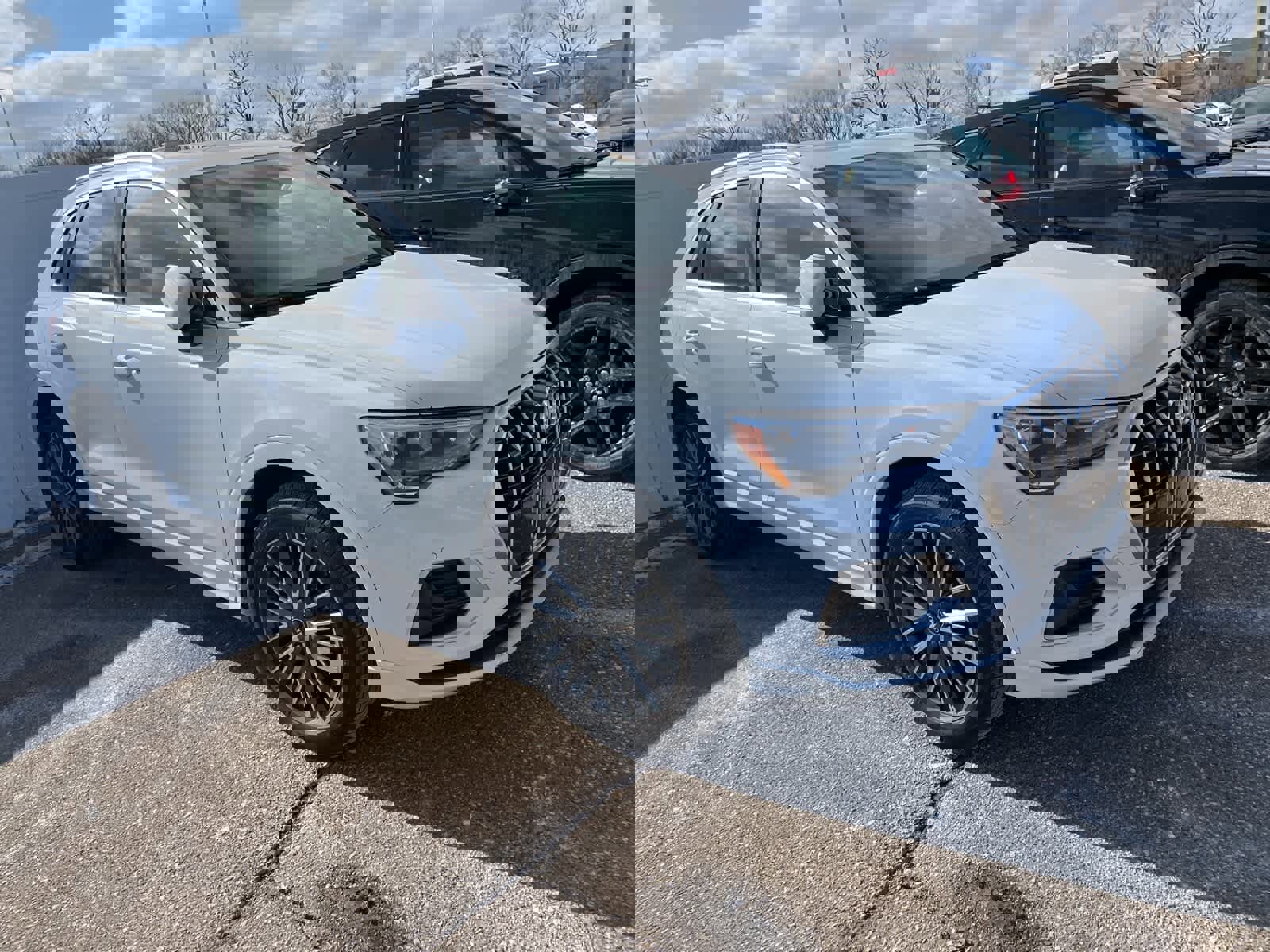 Used 2022 Audi Q3 2.0T Premium w/ Convenience Package image 15