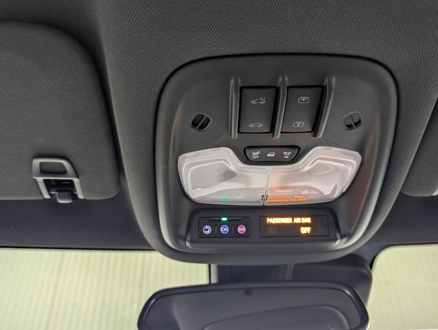 Used 2024 Chevrolet TrailBlazer ACTIV w/ Convenience Package AWD/4WD image 8