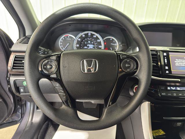 Used 2017 Honda Accord EX image 7