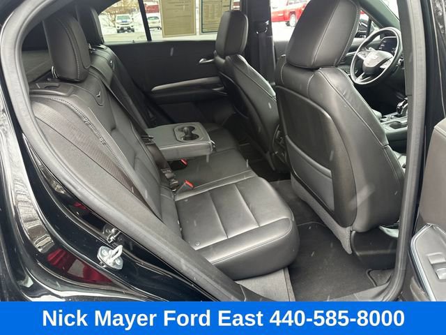 Used 2025 Cadillac XT4 Premium Luxury image 18