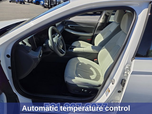 Used 2024 Hyundai Sonata SEL FWD image 11