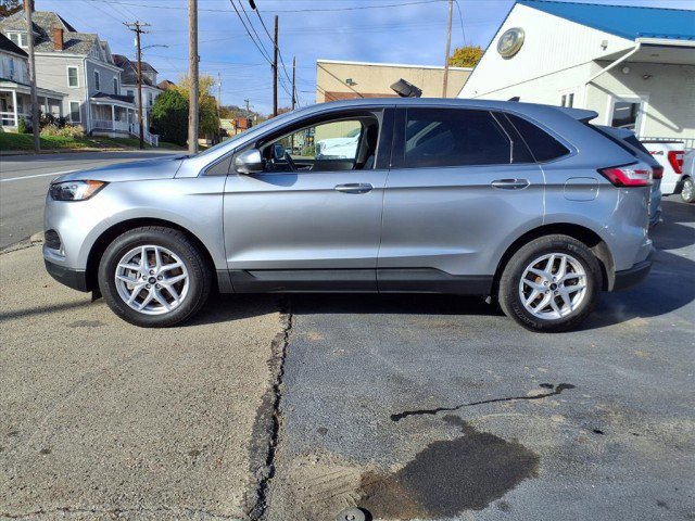 Certified 2024 Ford Edge SEL w/ Convenience Package image 3