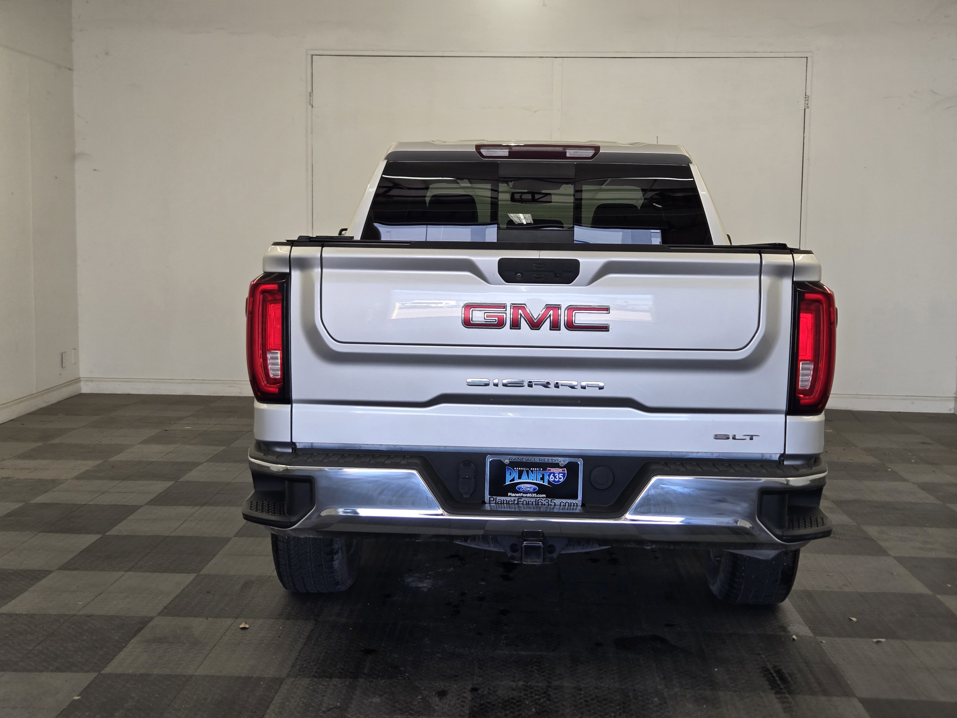 Used 2019 GMC Sierra 1500 SLT w/ SLT Premium Package image 3