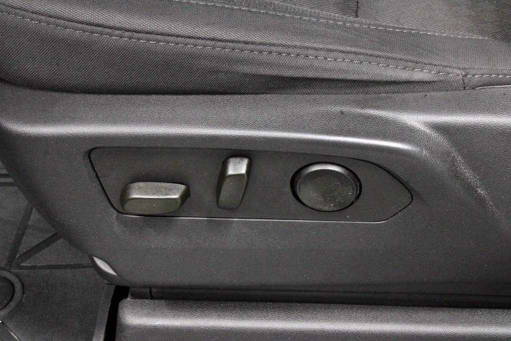 Used 2023 Chevrolet Silverado 1500 Custom w/ Rally Edition image 24