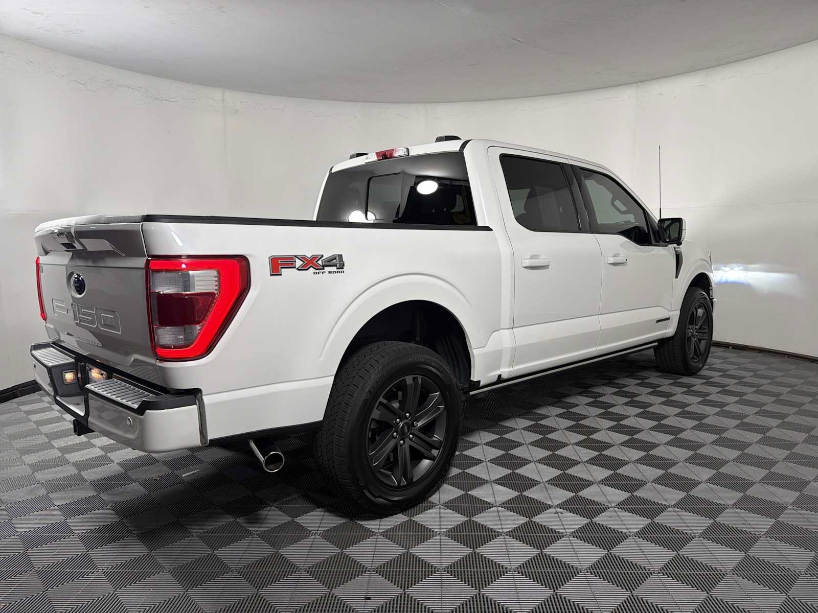Certified 2023 Ford F150 Lariat w/ Equipment Group 502A High AWD/4WD image 7