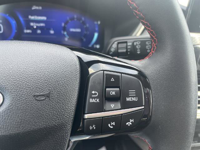 Certified 2022 Ford Escape SEL w/ SEL Stealth AWD Package image 11