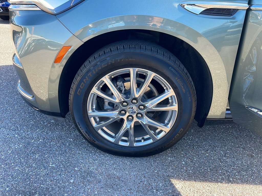 Used 2023 Buick Enclave Essence w/ Experience Buick Package image 38