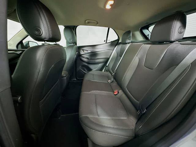 Used 2023 Buick Encore GX Preferred w/ Cold Weather Comfort Package AWD/4WD image 13