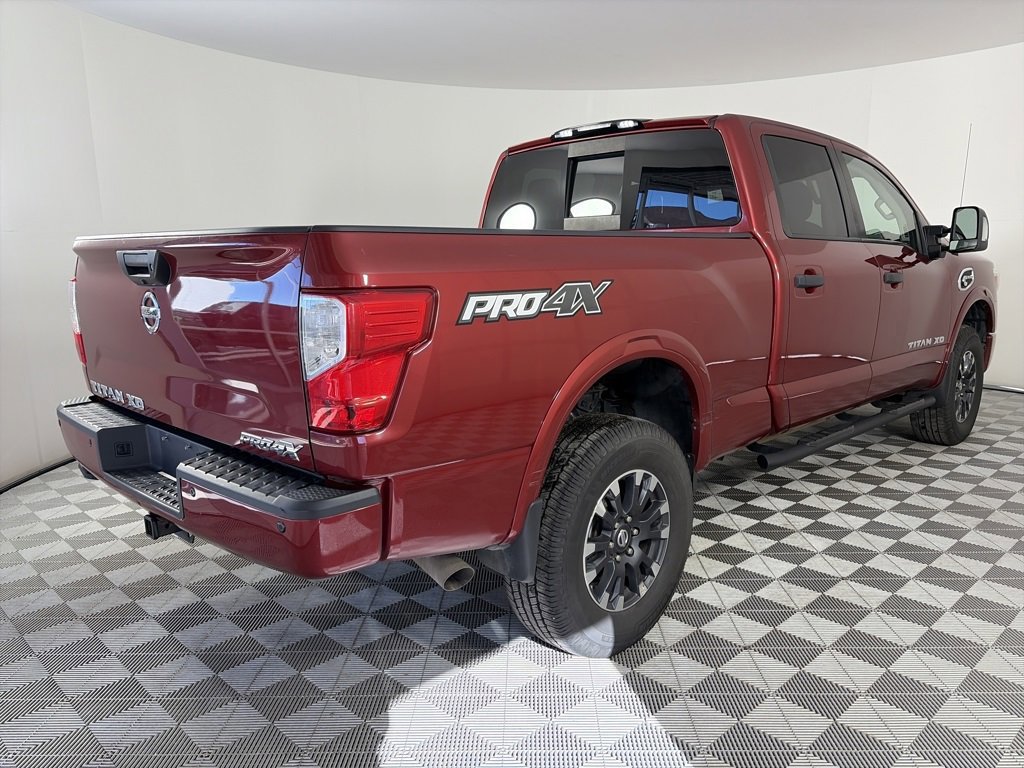 Used 2017 Nissan Titan PRO-4X image 5