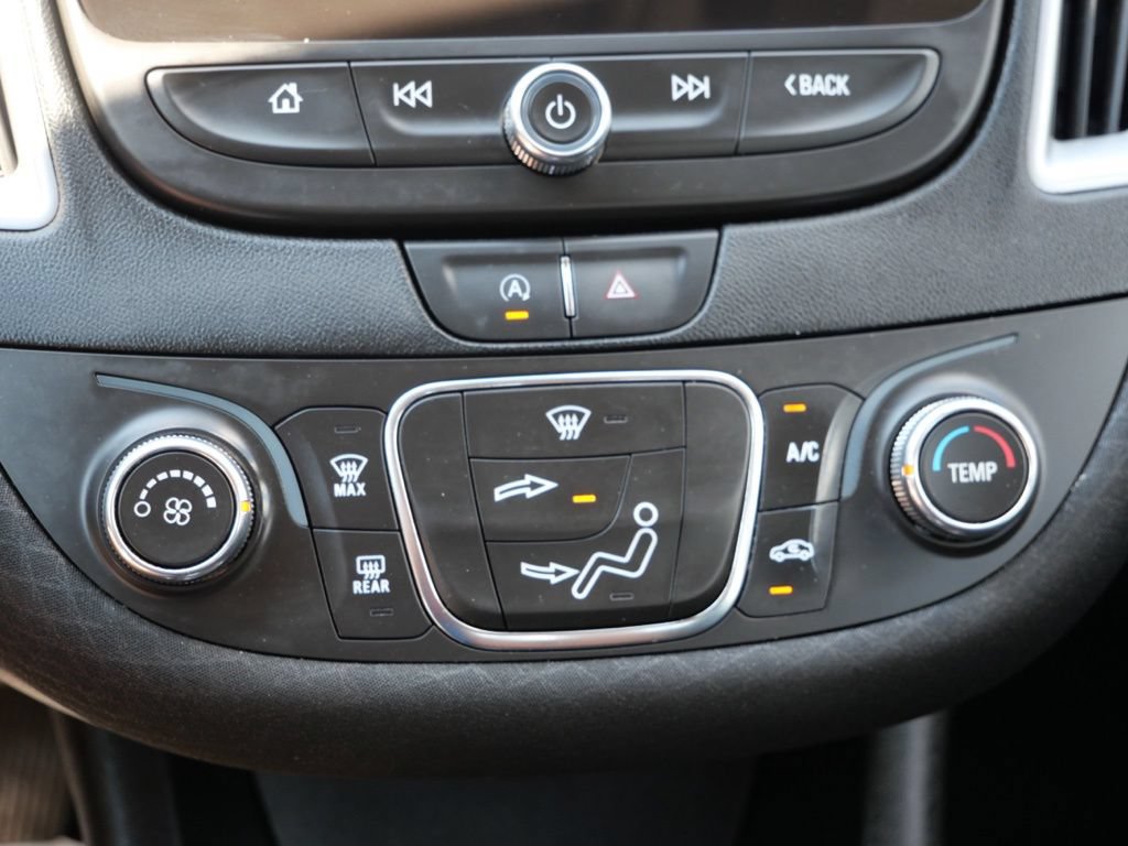 Used 2021 Chevrolet Malibu RS FWD image 31