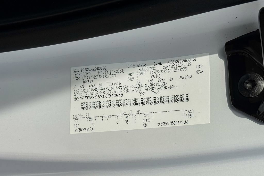 Certified 2020 Ford F250 XL w/ STX Appearance Package image 21