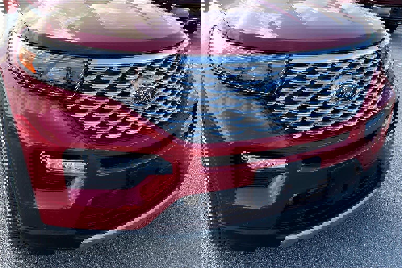 Certified 2022 Ford Explorer Platinum w/ Technology Package image 29