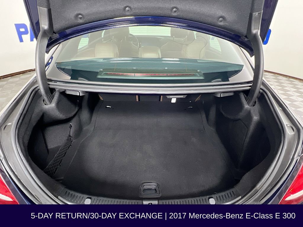 Used 2017 Mercedes-Benz E 300 4MATIC image 31