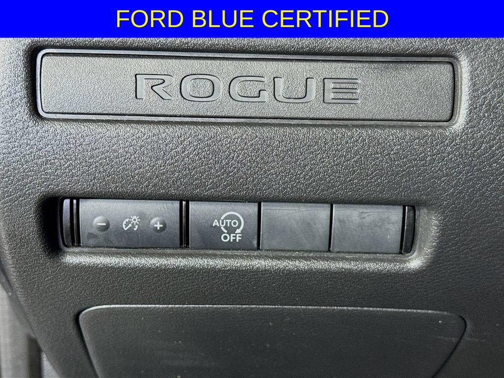 Used 2024 Nissan Rogue S FWD image 13
