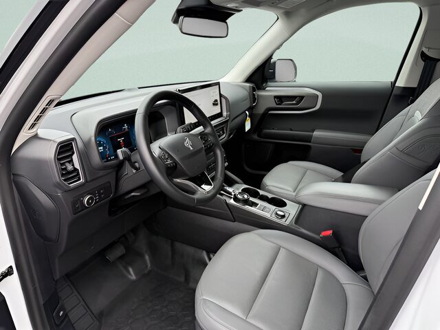 Certified 2025 Ford Bronco Sport Badlands AWD/4WD image 4