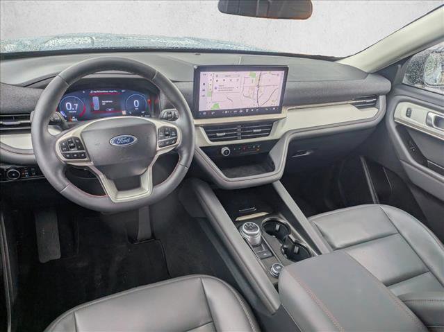 Certified 2025 Ford Explorer Active w/ Active Comfort Package RWD image 15