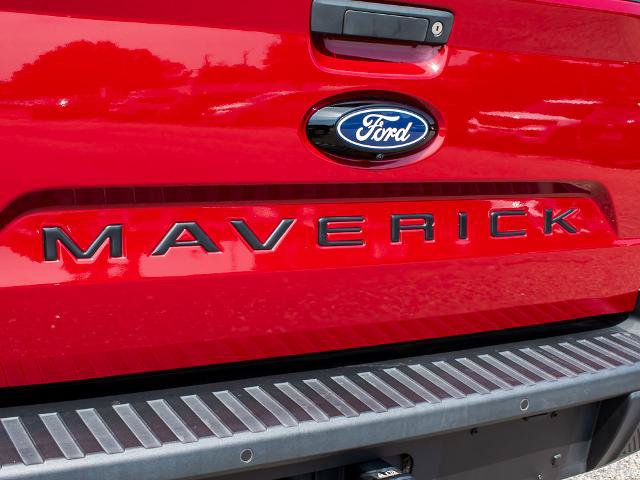 Certified 2025 Ford Maverick XLT w/ XLT Luxury Package AWD/4WD image 12