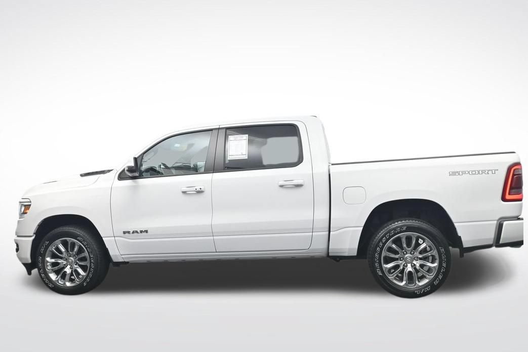 Used 2023 RAM 1500 Laramie AWD/4WD image 10
