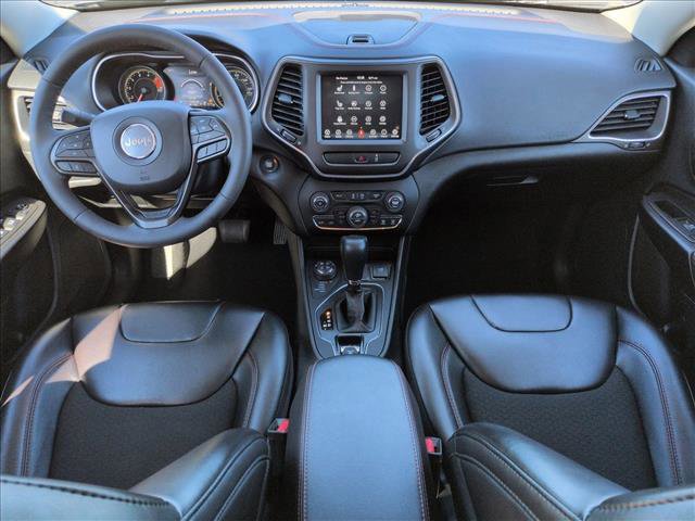 Used 2022 Jeep Cherokee Trailhawk AWD/4WD image 17