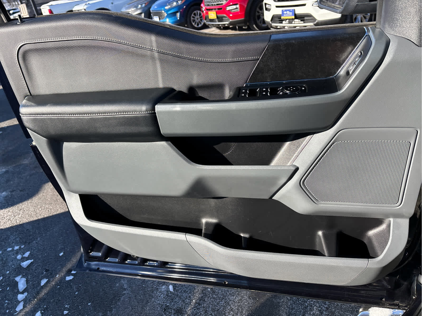 Certified 2022 Ford F150 XLT w/ Equipment Group 302A High image 27