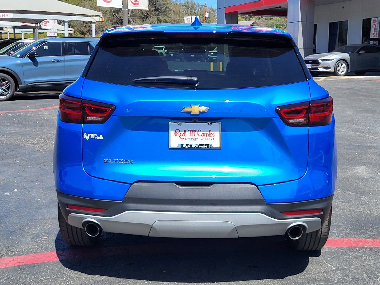 Used 2025 Chevrolet Blazer LT image 4