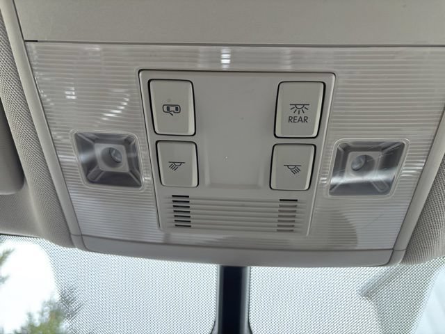 Used 2023 Volkswagen Atlas SE FWD image 30
