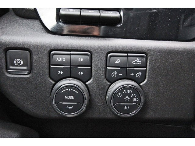Used 2025 Chevrolet Silverado 1500 High Country w/ High Country Premium Package image 20