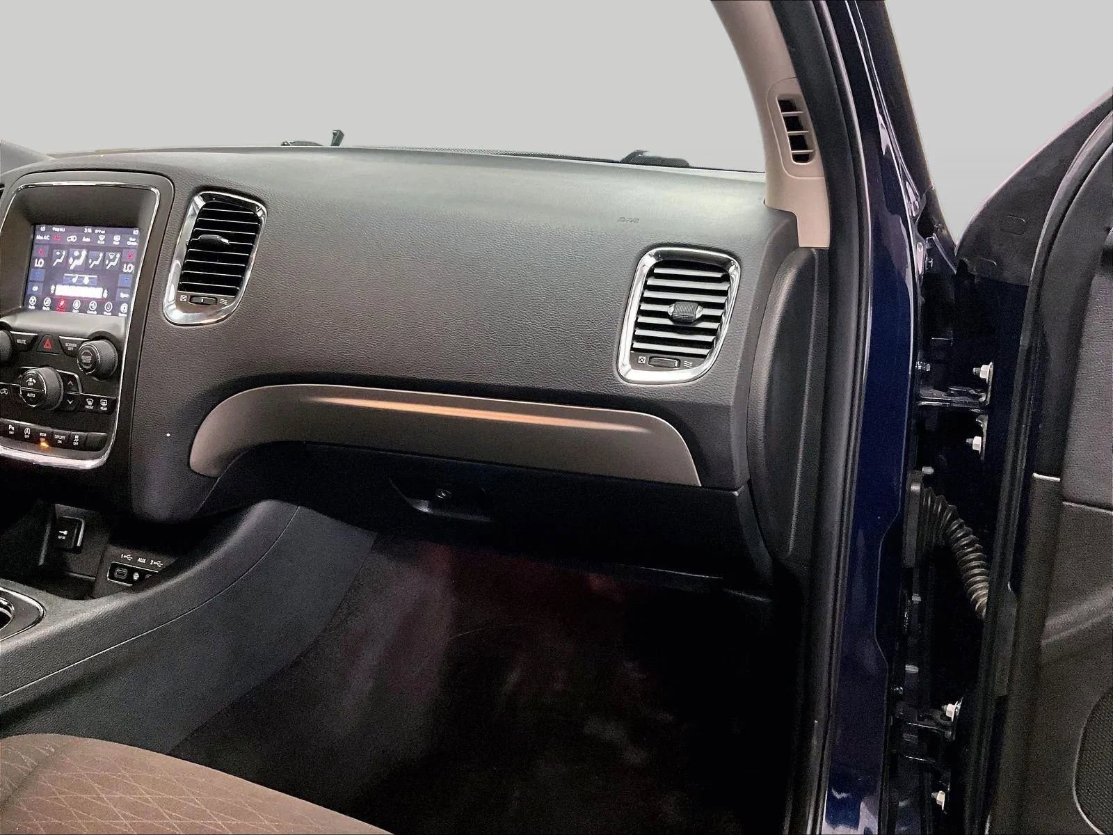 Used 2018 Dodge Durango SXT w/ Quick Order Package 2BB AWD/4WD image 15