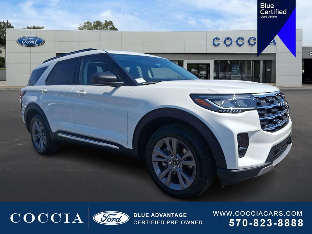Certified 2025 Ford Explorer Active w/ Active Comfort Package AWD/4WD image 3