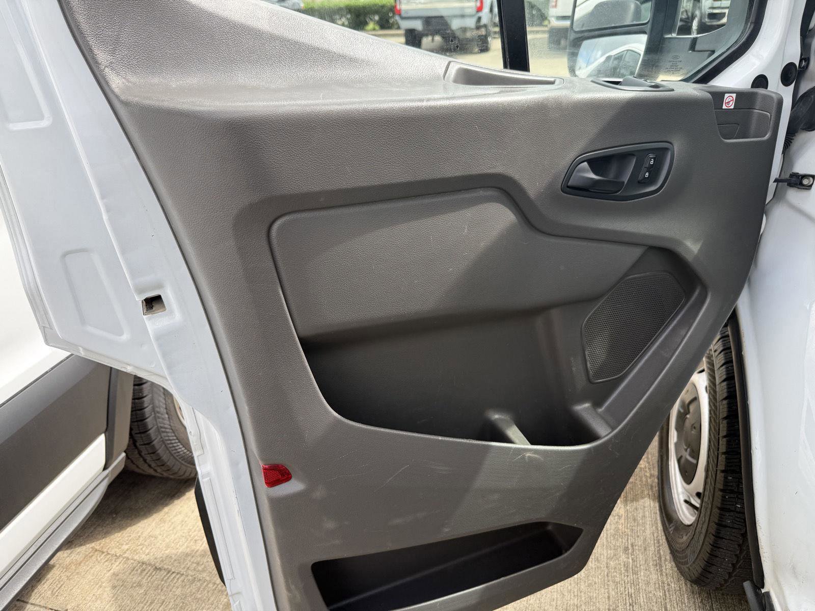 Certified 2020 Ford Transit 350 XL image 9