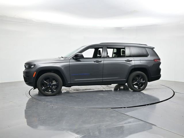 Used 2023 Jeep Grand Cherokee L Altitude AWD/4WD image 7
