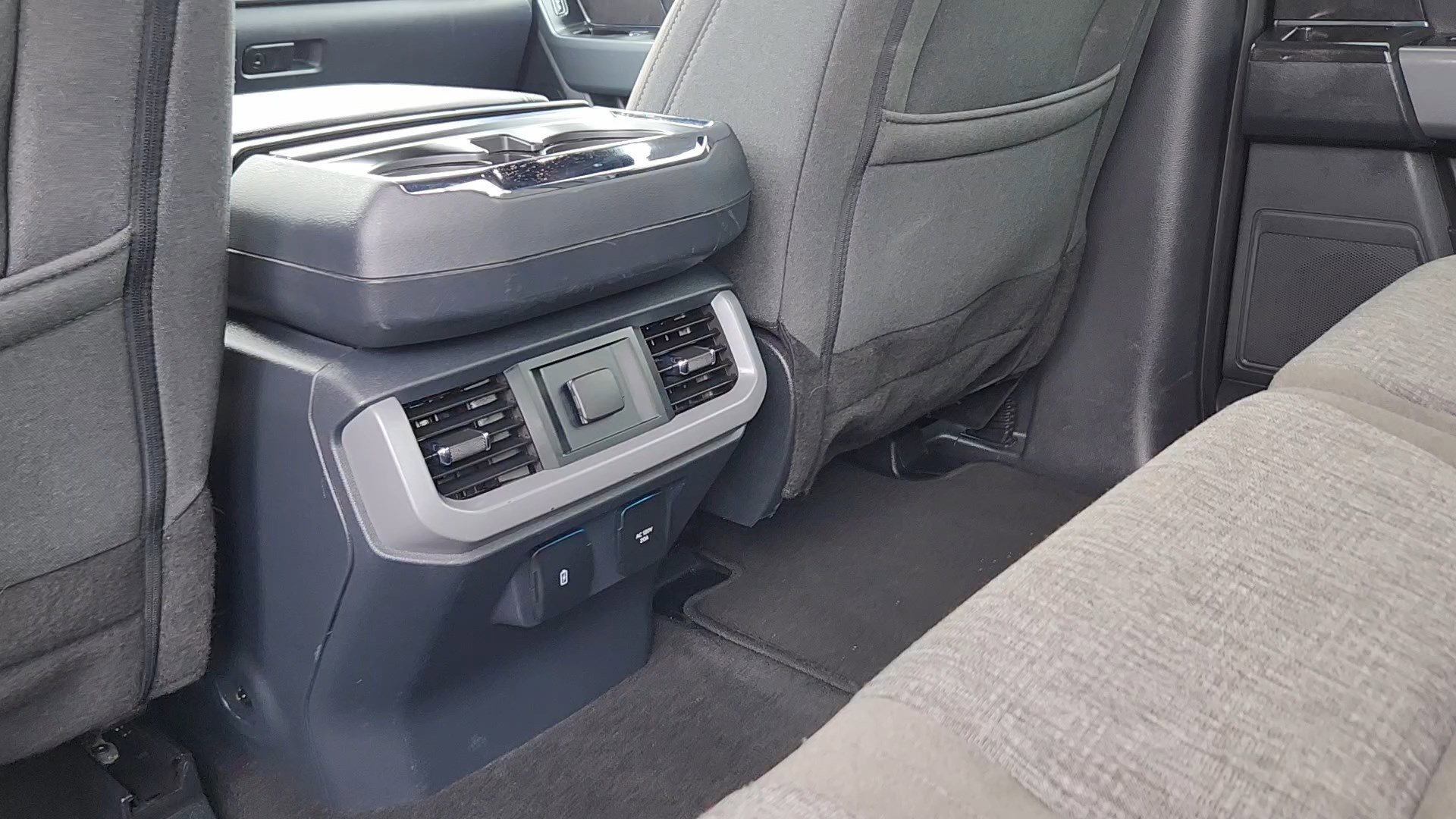 Certified 2024 Ford F150 XLT w/ Mobile Office Package image 17