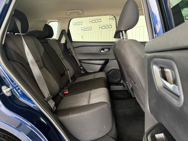 Used 2024 Nissan Rogue SV FWD image 9