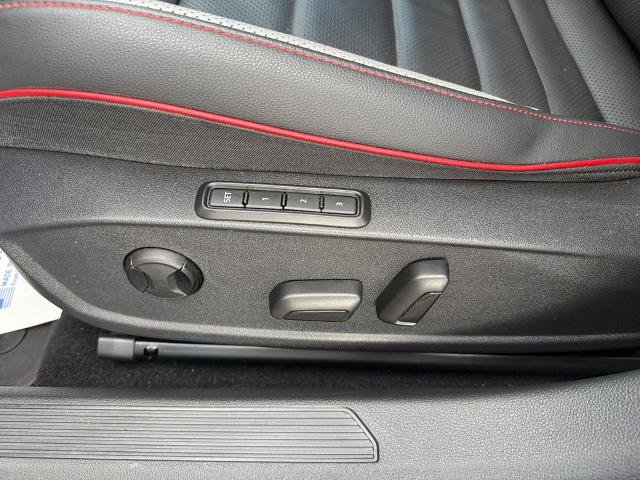 Used 2024 Volkswagen GTI Autobahn FWD image 13