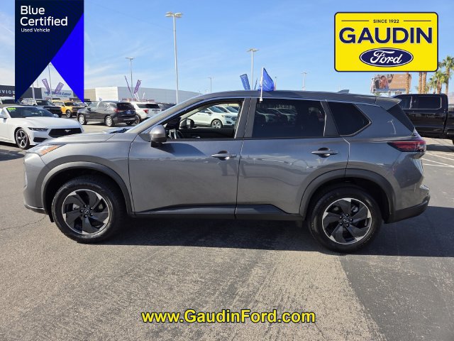 Used 2025 Nissan Rogue SV FWD image 4