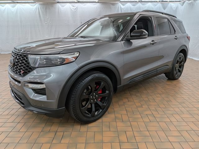 Certified 2023 Ford Explorer ST w/ Equipment Group 401A AWD/4WD image 3