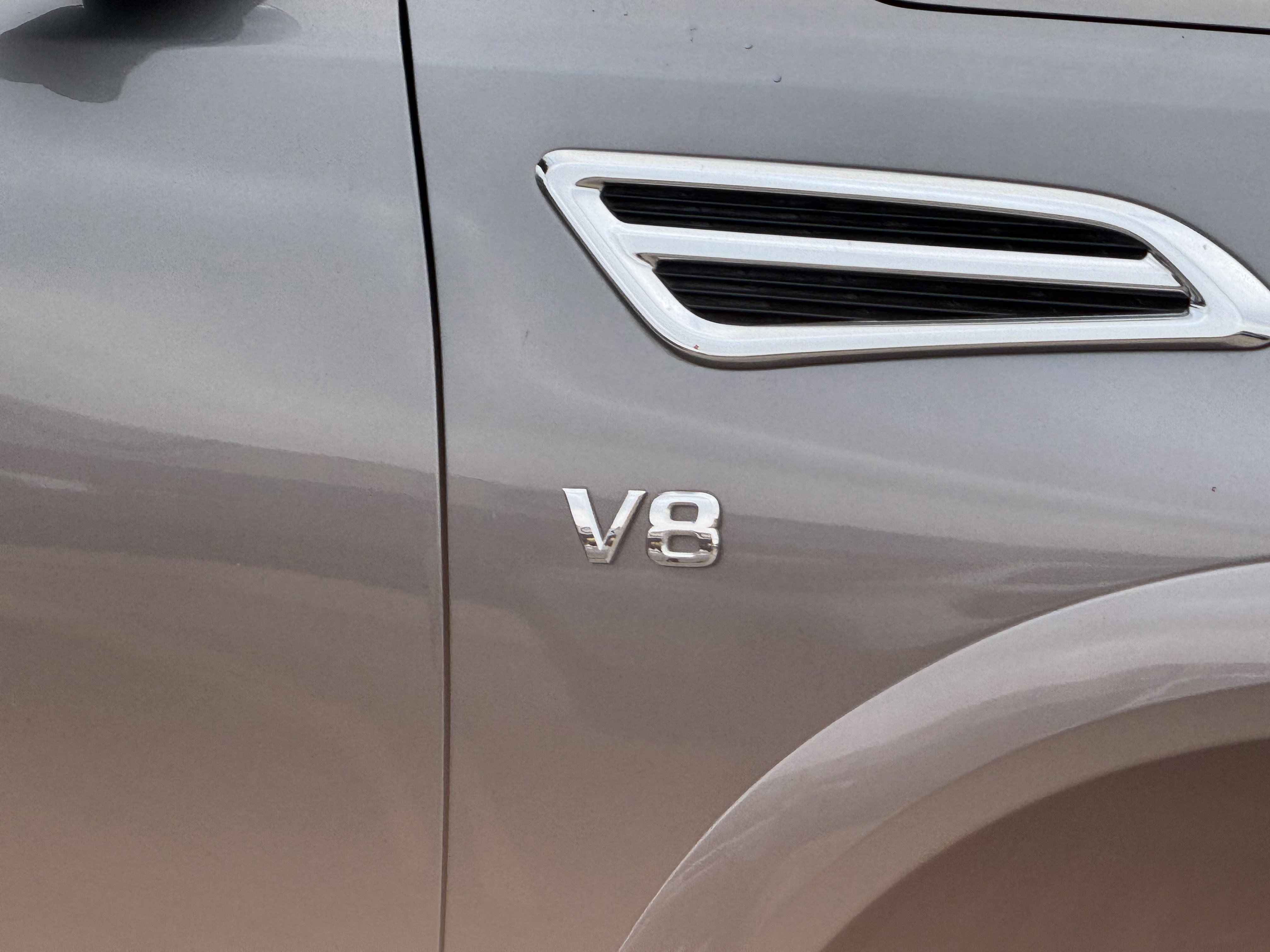 Used 2020 Nissan Armada SL w/ Premium Package image 9