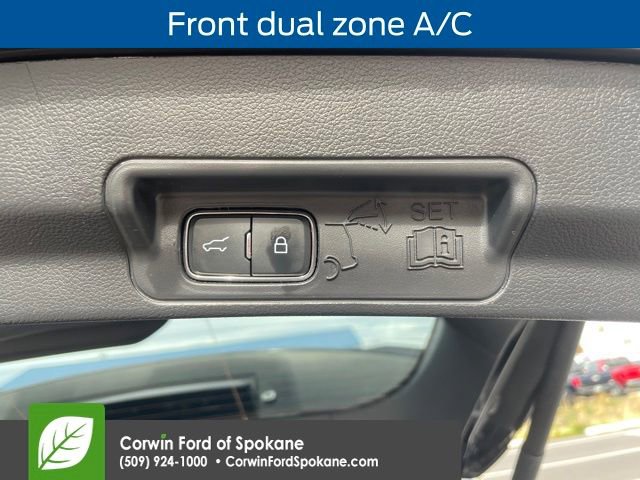 Certified 2025 Ford Explorer ST image 23