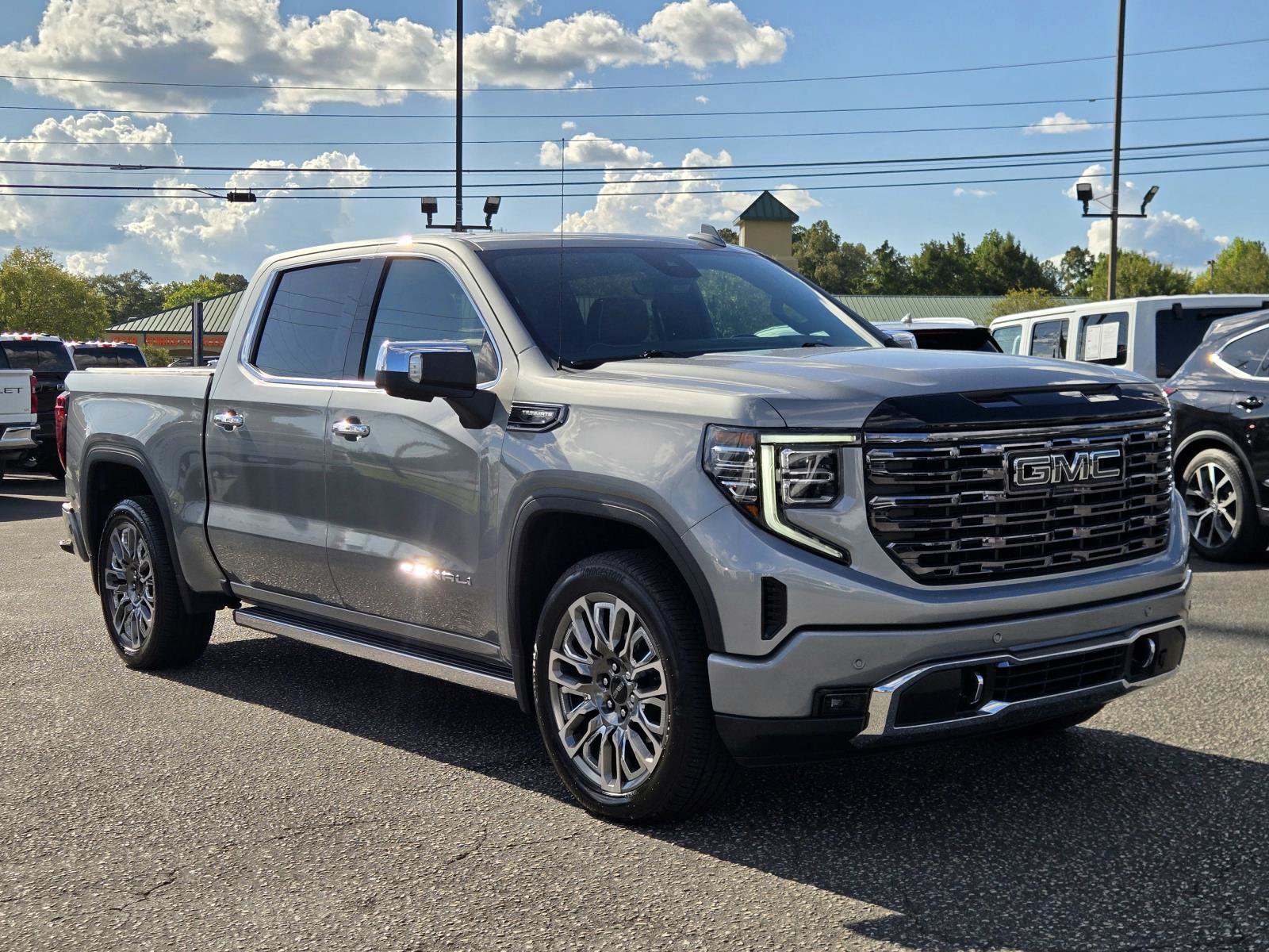 Used 2026 GMC Sierra 1500 Denali Ultimate AWD/4WD image 3