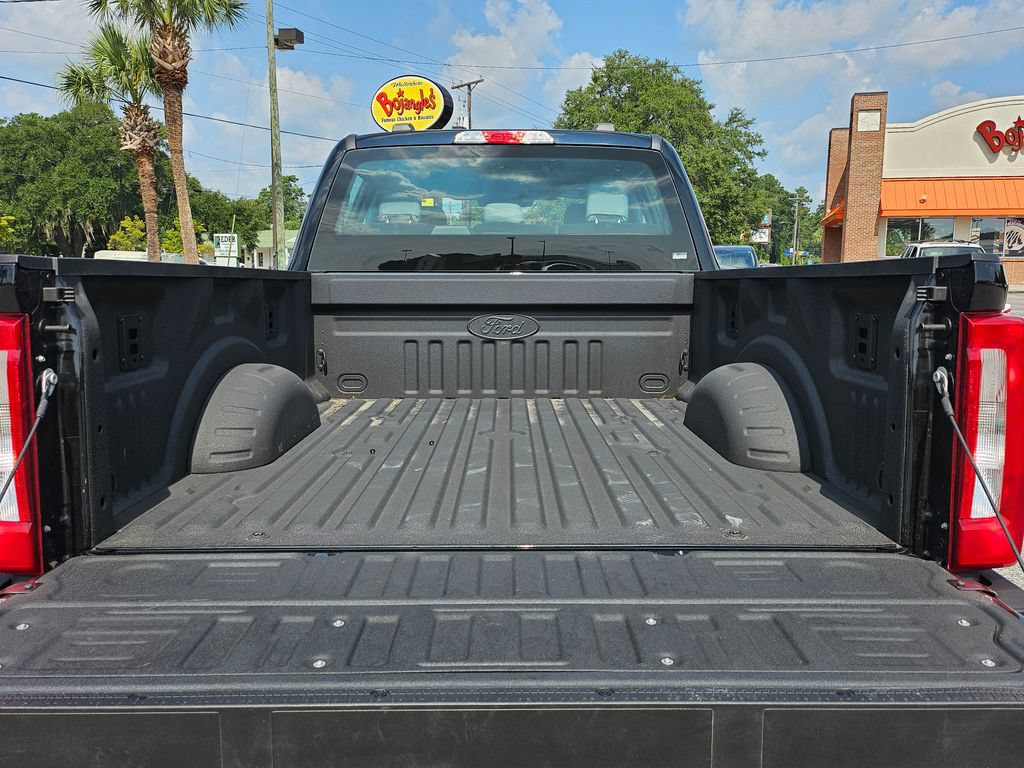 Certified 2026 Ford F250 XL w/ XL Chrome Package AWD/4WD image 12