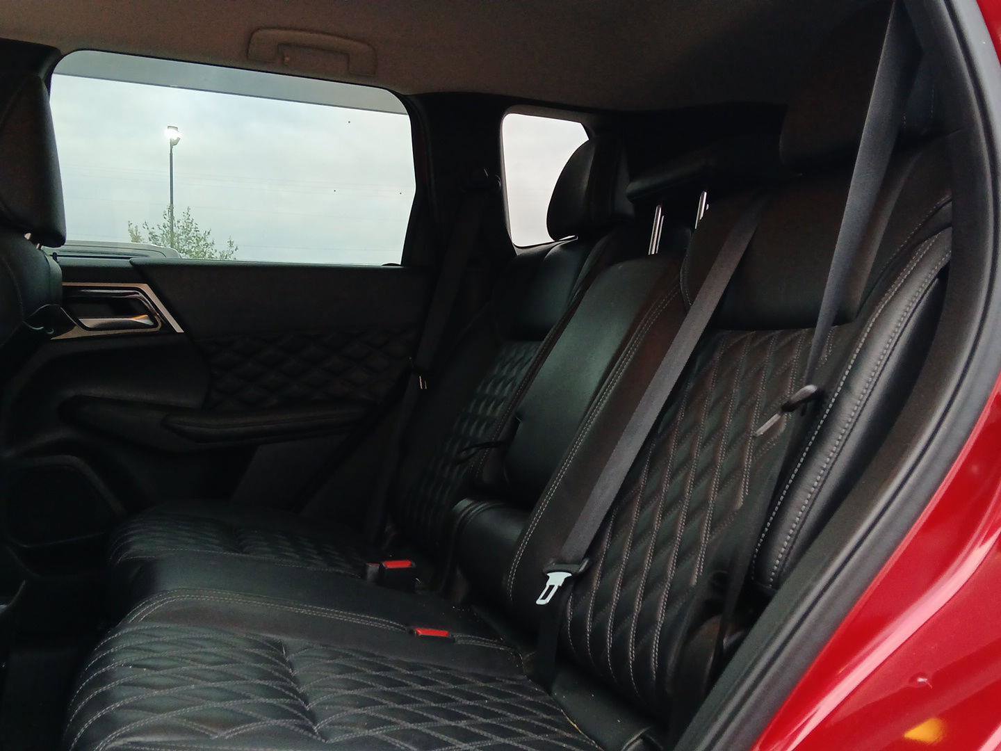 Used 2022 Mitsubishi Outlander SEL FWD image 9