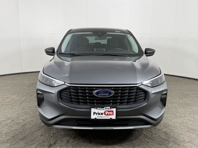Certified 2025 Ford Escape Active w/ Cold Weather Package FWD image 2