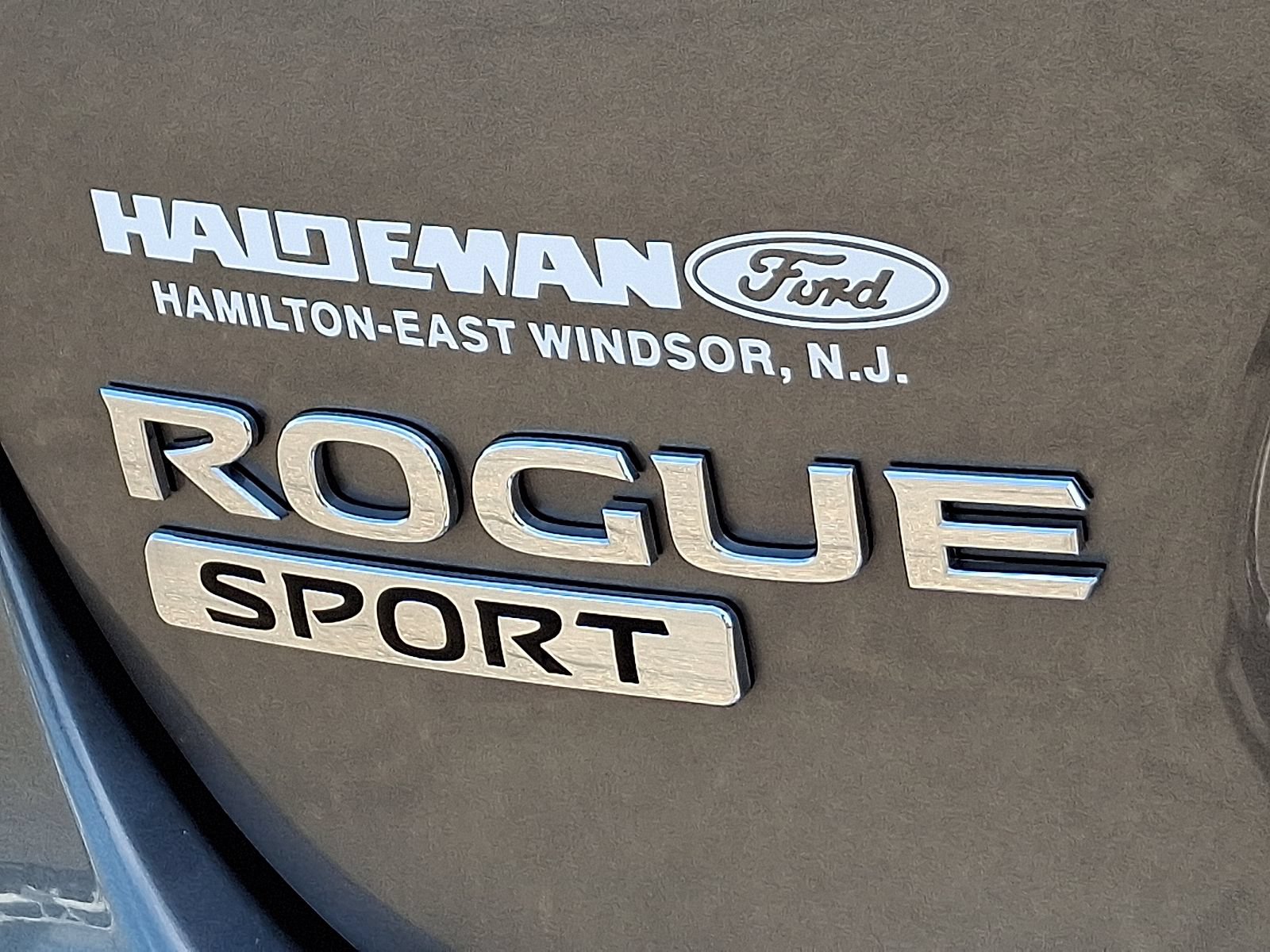 Used 2022 Nissan Rogue Sport SV w/ Technology Package AWD/4WD image 29