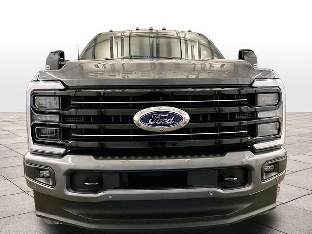 Certified 2025 Ford F350 Platinum AWD/4WD image 3