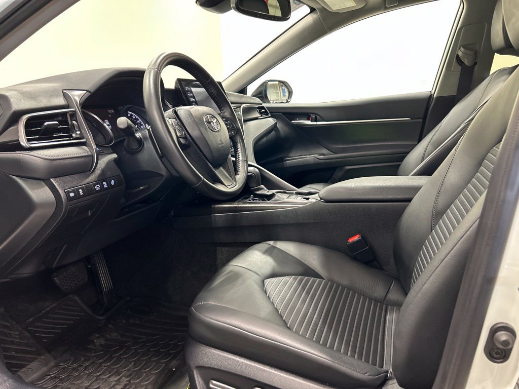 Used 2023 Toyota Camry SE w/ Cold Weather Package AWD/4WD image 10